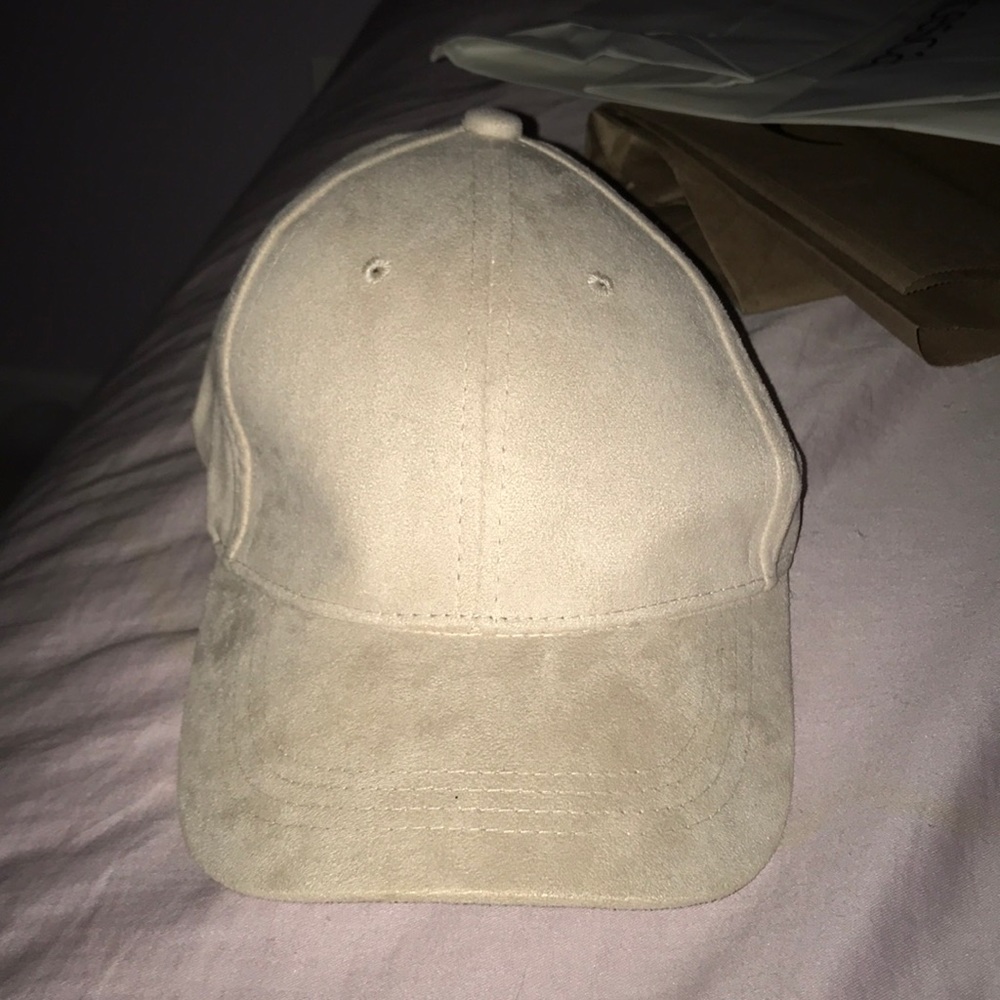 Francesca’s Remy Suede Baseball Cap - Picture 1 of 4